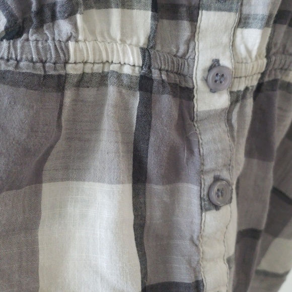 Checkered spaghetti strap shirt - Picture 3 of 3